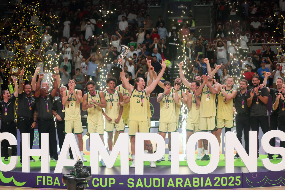 伯吉达举行 伯吉达举行