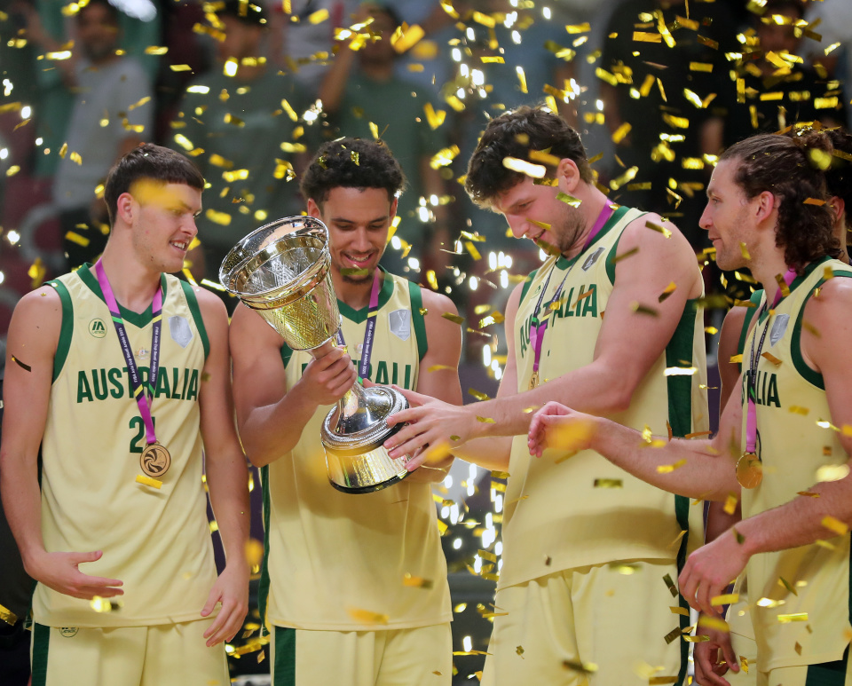 上庆祝, 王东震 上庆祝, 王东震