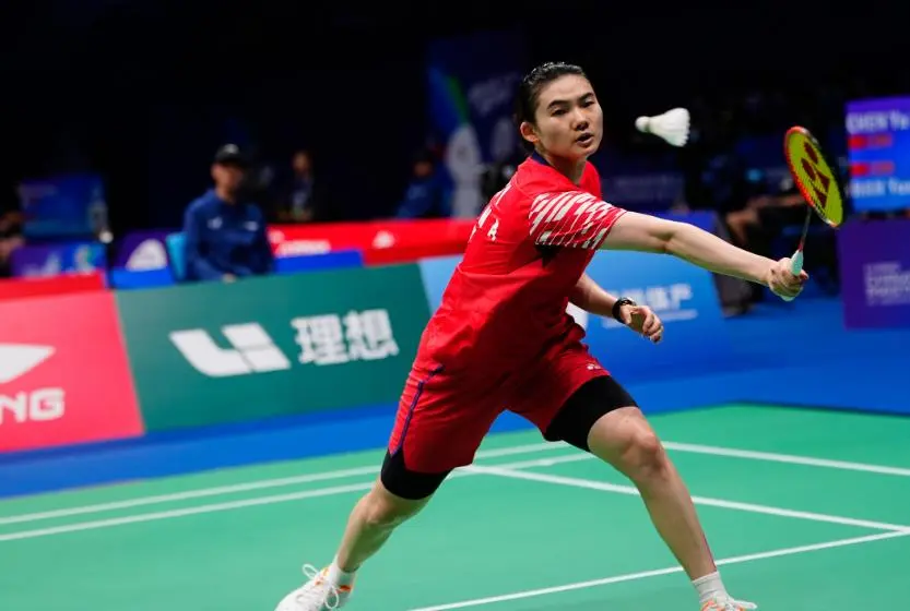 AA, 的领先 AA, 的领先